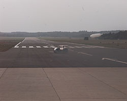 ThrustSSC charges down the runway